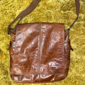 Vintage Fossil Messenger
